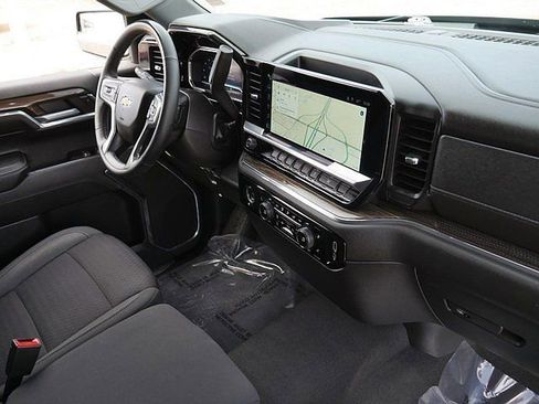 Used 2023 Chevrolet Silverado 1500 LT image 51
