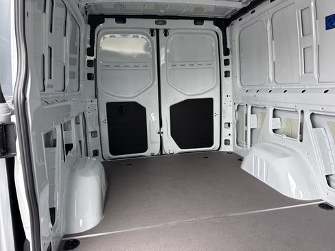 New 2026 Mercedes-Benz Sprinter 2500 image 13