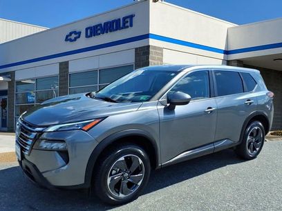 Used 2024 Nissan Rogue SV