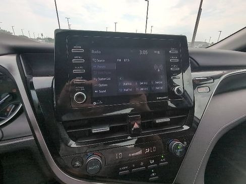 Used 2023 Toyota Camry LE FWD image 14