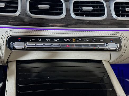 Used 2020 Mercedes-Benz GLE 580 4MATIC image 16