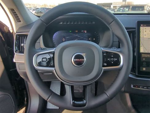 New 2026 Volvo XC90 B6 Plus w/ Protection Package Premier image 21