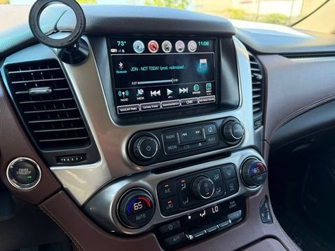 Used 2020 Chevrolet Tahoe Premier AWD/4WD image 17