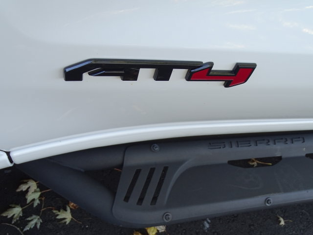 Used 2020 GMC Sierra 1500 AT4 w/ Off-Road Performance Package AWD/4WD image 28