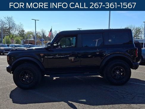 Used 2025 Ford Bronco Badlands image 4