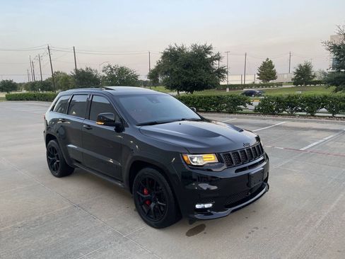 Used 2021 Jeep Grand Cherokee SRT AWD/4WD image 27