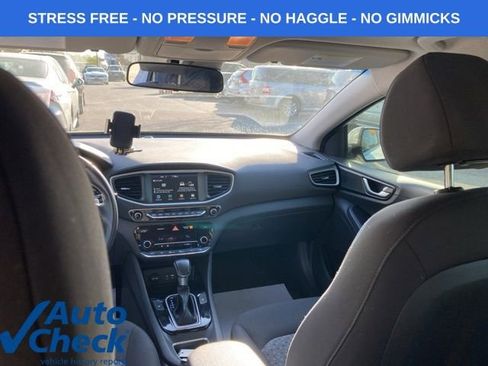 Used 2019 Hyundai Ioniq SEL image 30