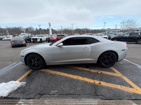 Used 2015 Chevrolet Camaro LT image 8
