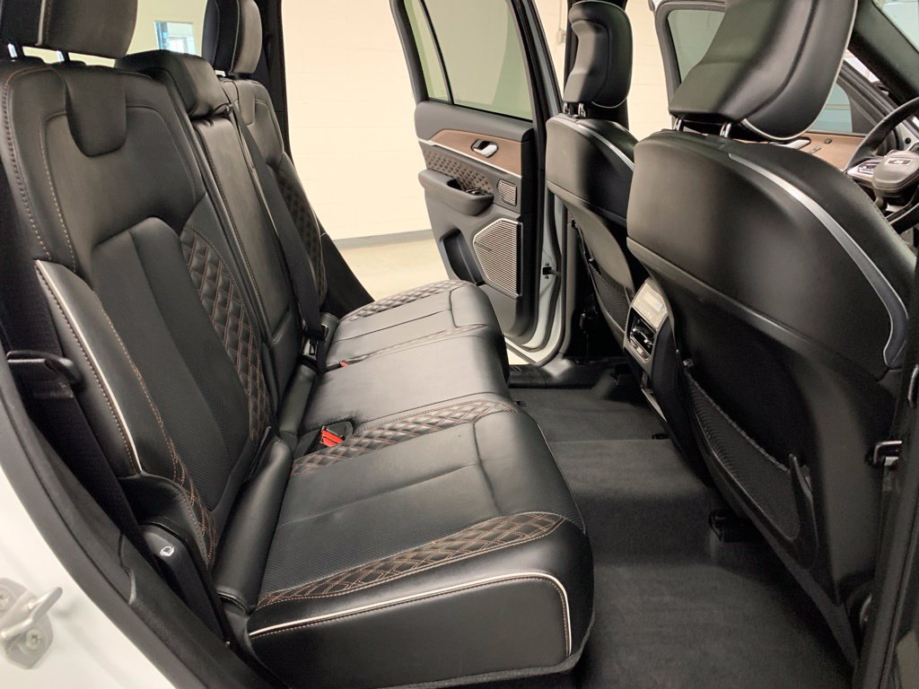 Used 2023 Jeep Grand Cherokee Summit w/ Advanced Protech Group IV AWD/4WD image 10