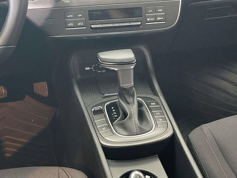 New 2026 Hyundai Kona SEL Sport FWD image 13