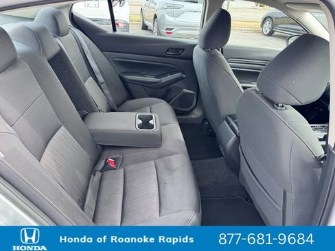 Used 2024 Nissan Altima 2.5 SV image 26