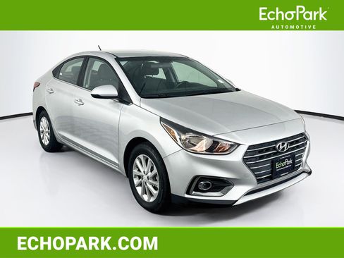 Used 2021 Hyundai Accent SEL FWD image 1