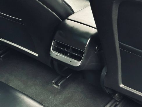 Used 2022 Tesla Model 3 RWD image 22