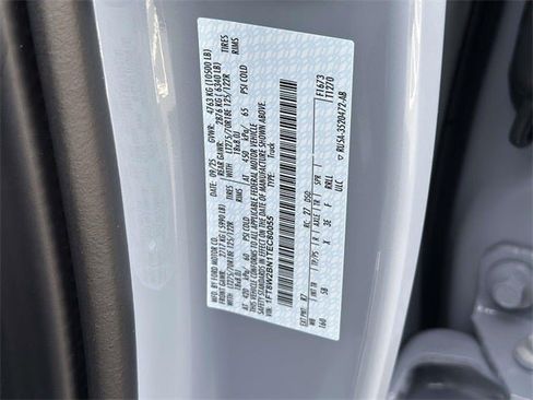 New 2026 Ford F250 Lariat w/ FX4 Off-Road Package image 18