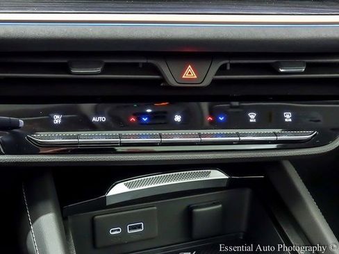 New 2025 Buick Envision Sport Touring image 17