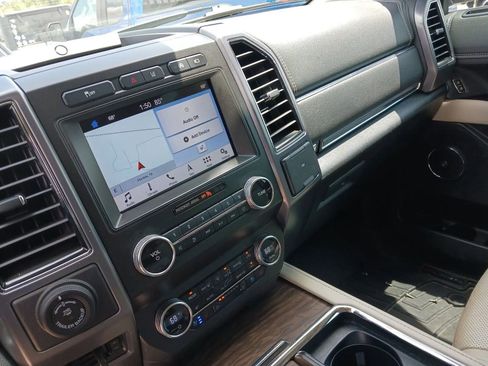 Used 2019 Ford Expedition Max Platinum RWD image 7