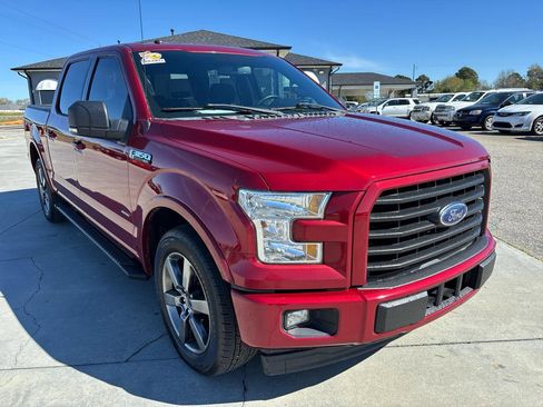Used 2017 Ford F150 XLT w/ Equipment Group 302A Luxury image 2