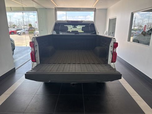 Used 2021 Chevrolet Silverado 1500 Custom w/ Rally Edition image 9