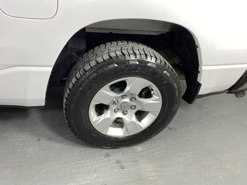 Used 2021 RAM 1500 Big Horn image 25