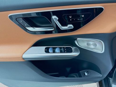 New 2026 Mercedes-Benz GLC 300 4MATIC image 18