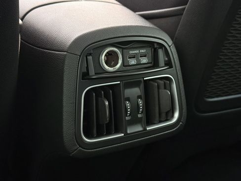 Used 2022 Maserati Levante GT image 29