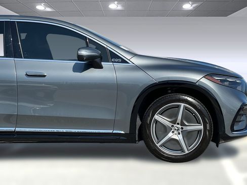 Used 2023 Mercedes-Benz EQS 580 4MATIC SUV image 37