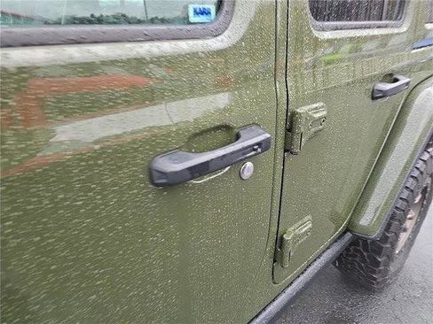 Used 2023 Jeep Wrangler Unlimited Rubicon 392 image 14