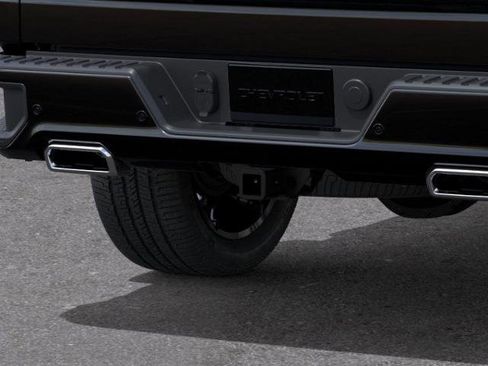 New 2026 Chevrolet Silverado 1500 High Country w/ Technology Package AWD/4WD image 14