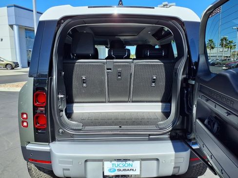 Used 2021 Land Rover Defender 90 First Edition image 17