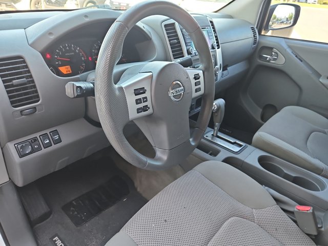 Used 2018 Nissan Frontier SV AWD/4WD image 12