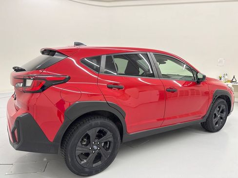 Used 2024 Subaru Crosstrek 2.0i AWD/4WD image 5