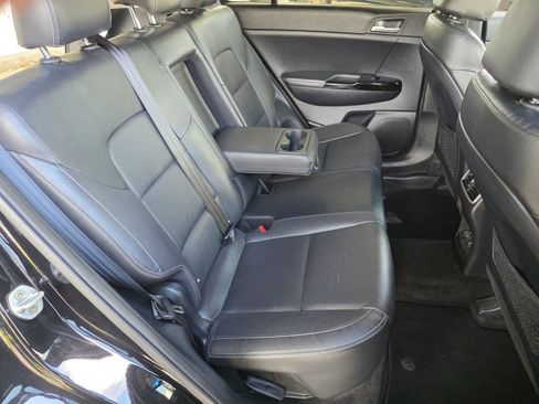 Used 2018 Kia Sportage EX w/ EX Technology Package FWD image 32