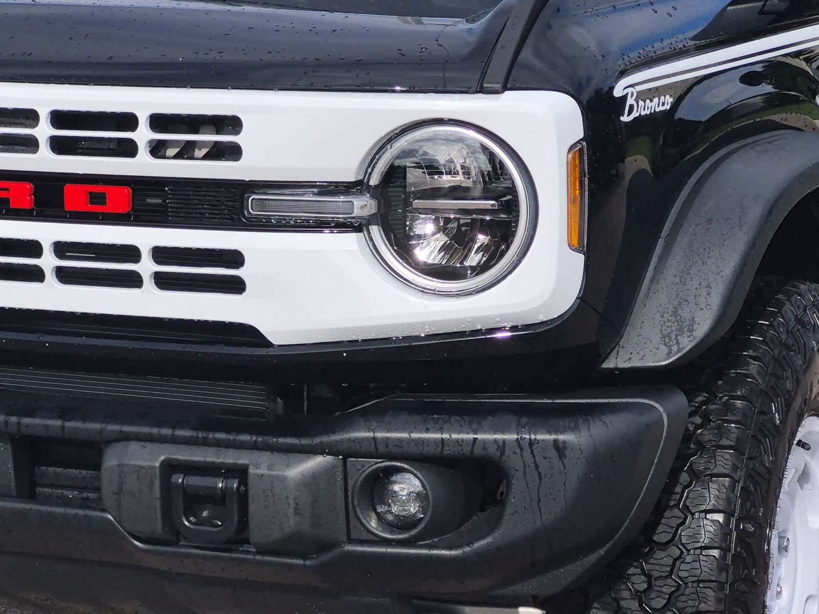 New 2026 Ford Bronco Heritage Edition AWD/4WD image 11