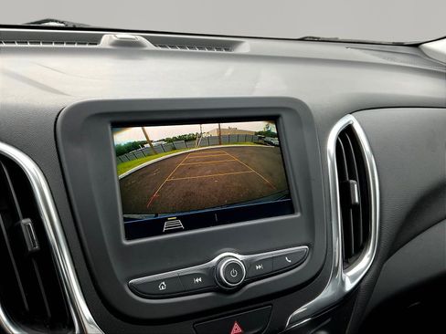 Used 2019 Chevrolet Equinox LT FWD image 14