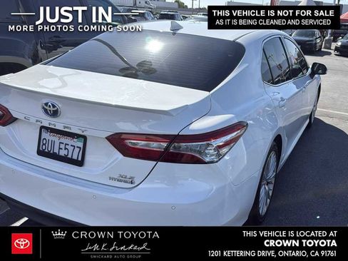 Used 2020 Toyota Camry XLE w/ Driver Assist Package FWD image 2