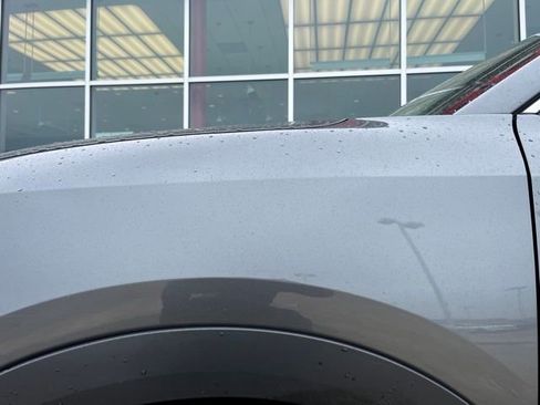 Used 2025 Nissan Kicks SR FWD image 7