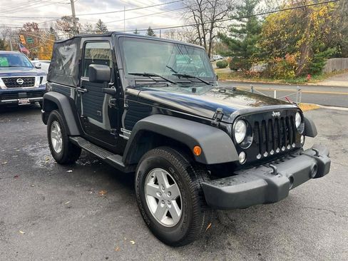 Used 2015 Jeep Wrangler Sport w/ Quick Order Package 24S AWD/4WD image 6