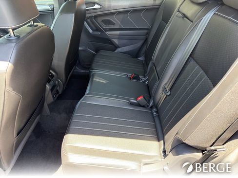 Used 2023 Volkswagen Tiguan SE R-Line FWD image 26