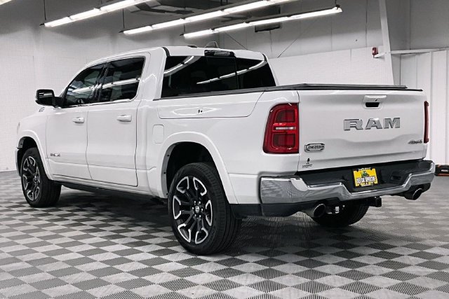 Used 2025 RAM 1500 Limited AWD/4WD image 2