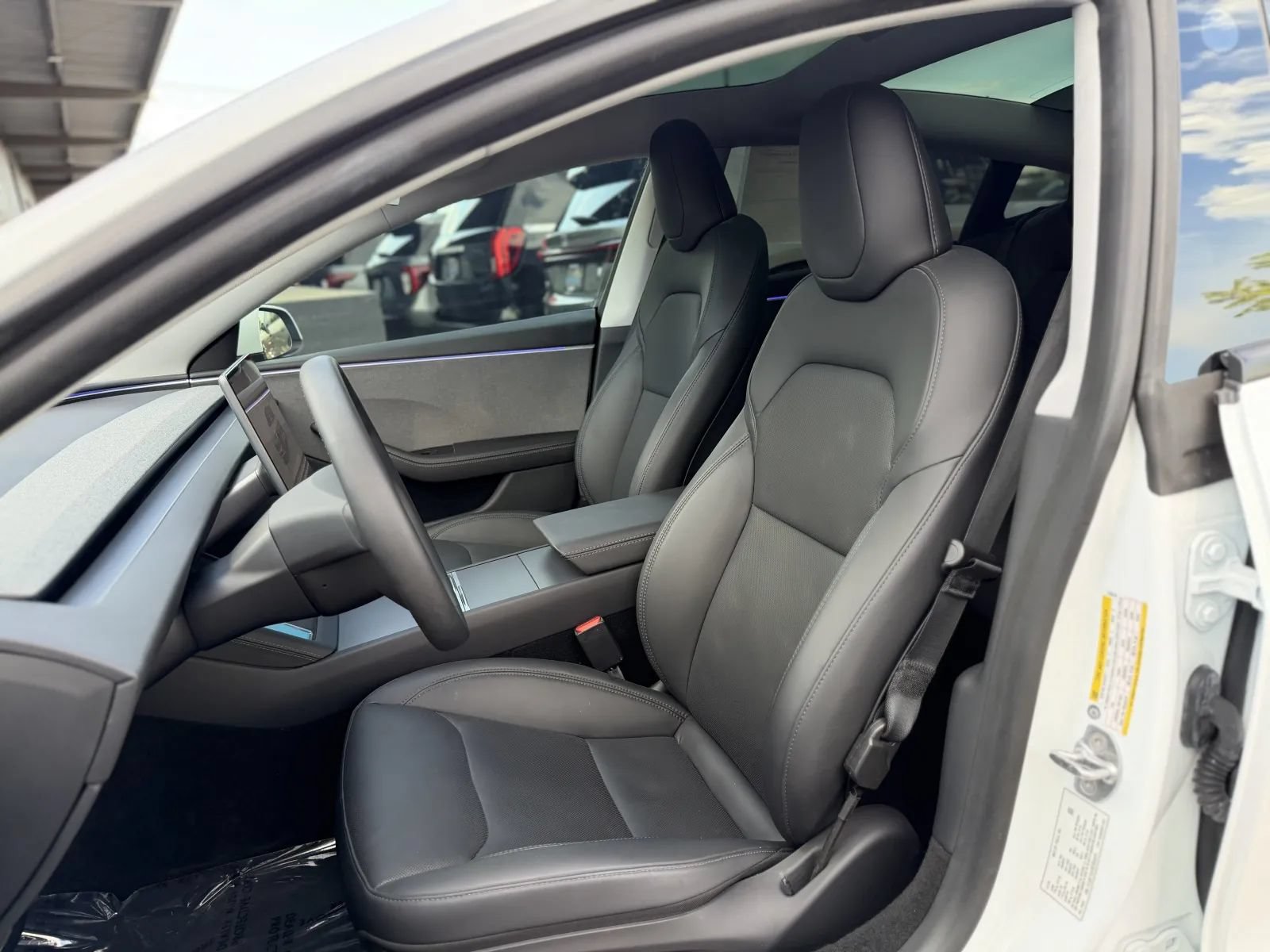 Used 2025 Tesla Model 3 Long Range RWD image 14