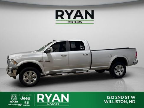 Used 2018 RAM 2500 Laramie w/ Cold Weather Group AWD/4WD image 3