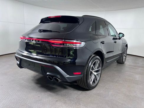 Certified 2026 Porsche Macan AWD/4WD image 7