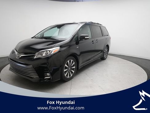 Used 2018 Toyota Sienna Limited Premium w/ Carpet Mat Package AWD/4WD image 1
