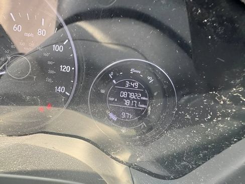 Used 2019 Honda HR-V LX image 8