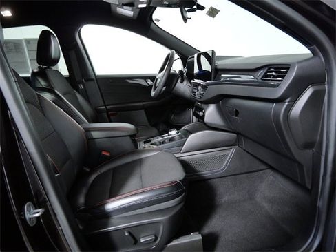 Certified 2023 Ford Escape ST-Line Select w/ Tech Pack #2 image 10