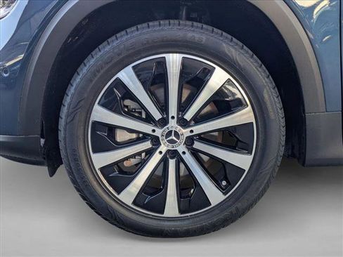 Used 2022 Mercedes-Benz GLB 250 image 26
