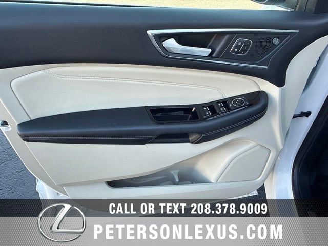 Used 2019 Ford Edge Titanium w/ Cold Weather Package AWD/4WD image 21