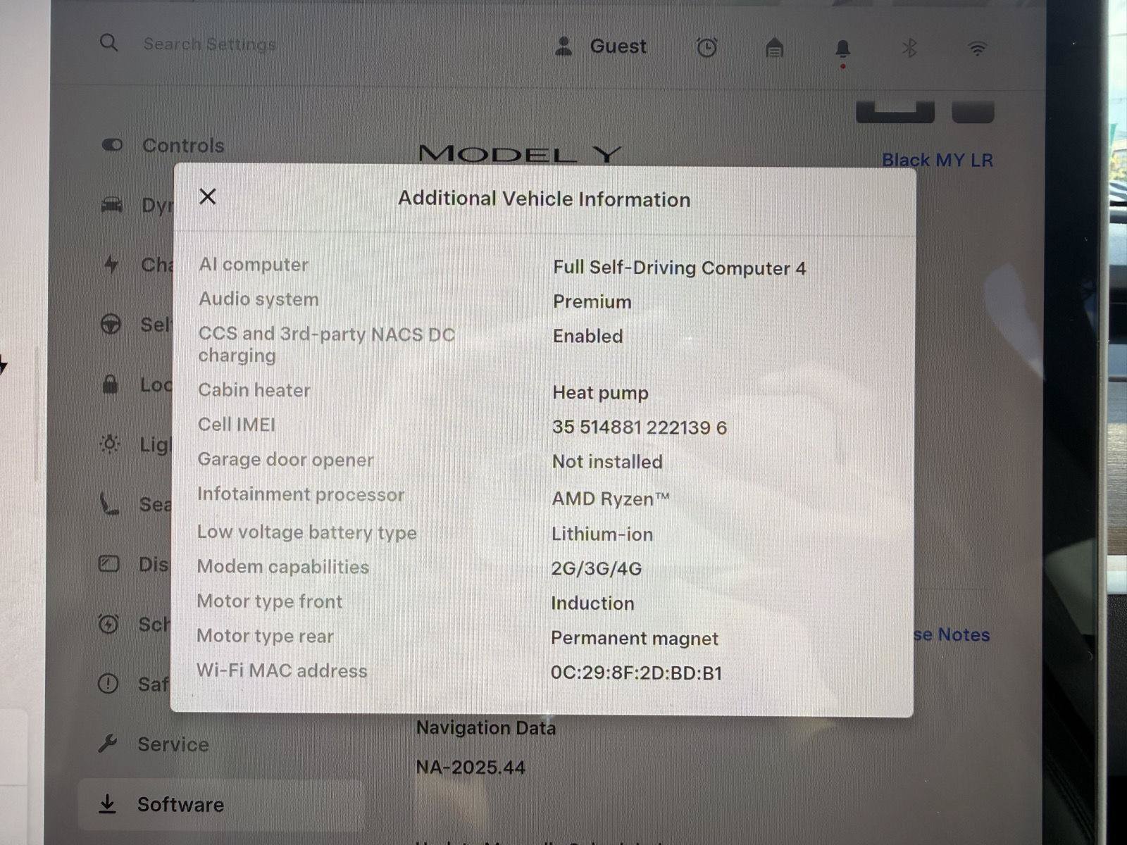 Used 2024 Tesla Model Y Long Range AWD/4WD image 26