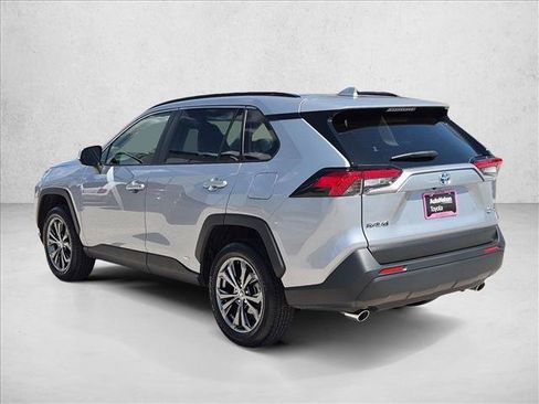 Used 2024 Toyota RAV4 XLE Premium w/ Weather Package AWD/4WD image 8