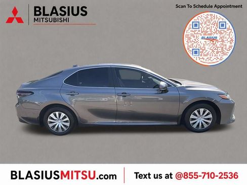 Used 2024 Toyota Camry LE w/ Audio Upgrade Package FWD image 10